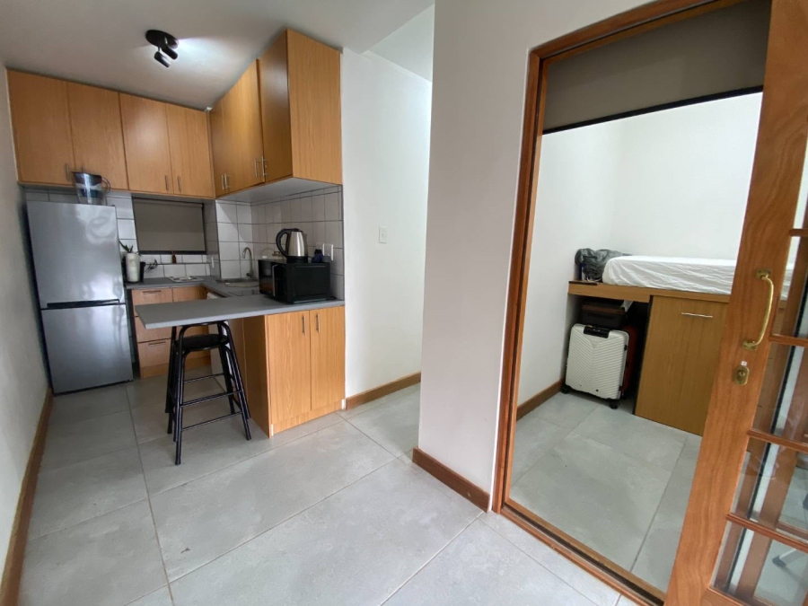 To Let 2 Bedroom Property for Rent in Cape Town City Centre Western Cape